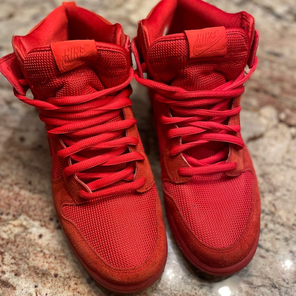 Nike Dunk Hi CMFT Red October 11.5